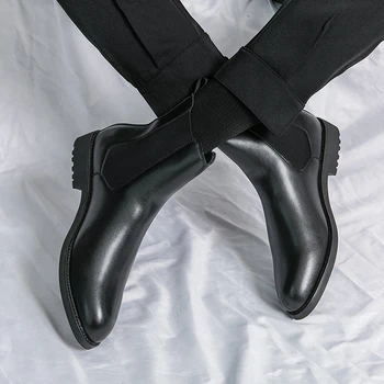 Модные повседневные черные мужские ботинки на платформе 2023, Мужские ботинки 2023, осень-зима, Новые дизайнерские винтажные кожаные ботинки в британском стиле для мужчин