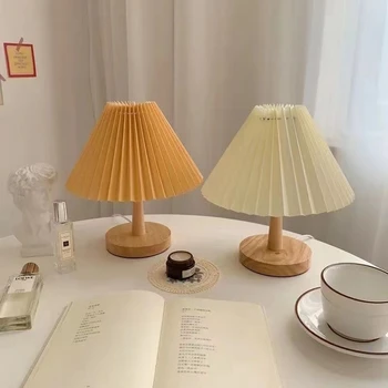 Плиссированная настольная лампа в скандинавском стиле Ins, USB Складной абажур, прикроватная тумбочка для спальни, практичный креативный ночник в стиле ретро